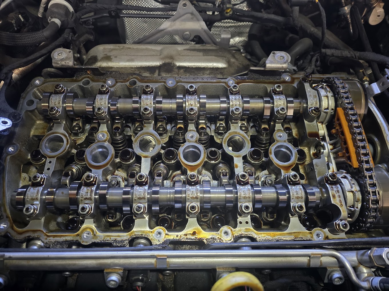 Open engine camshafts and timing chain